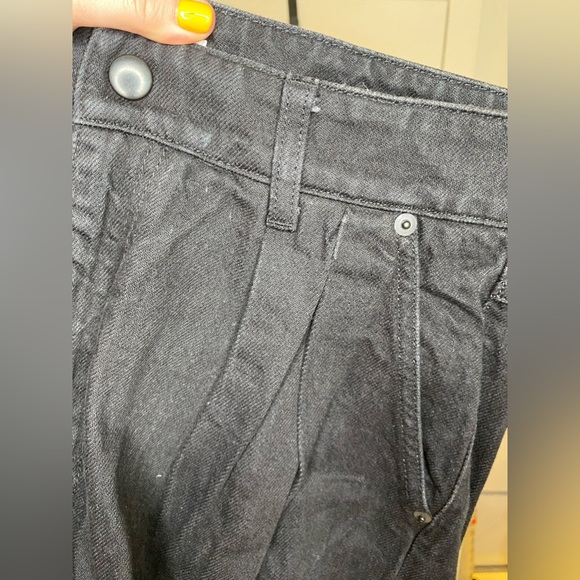 ZARA Darted Bermuda Shorts - Picture 5 of 6